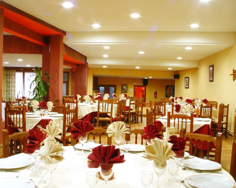 Hotel Yeste Ngoại thất bức ảnh